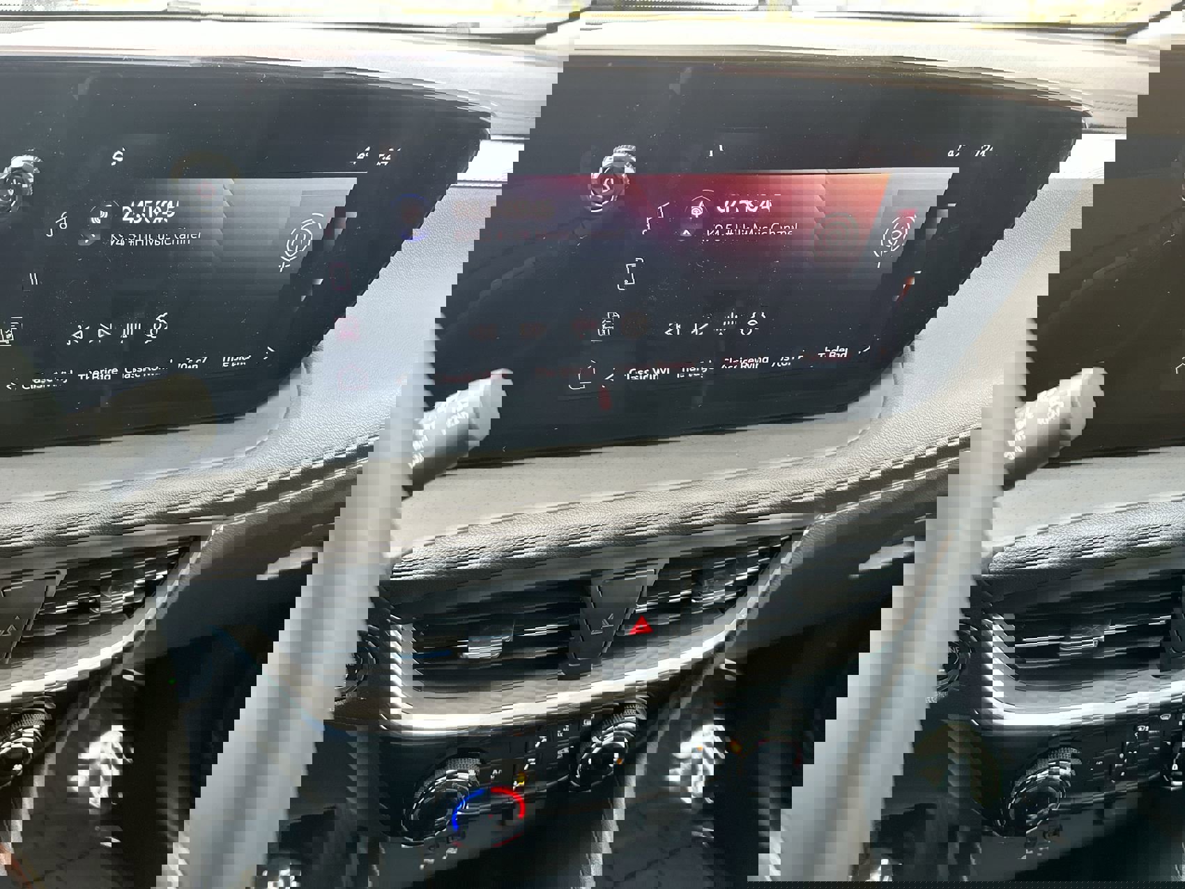 Used 2026 Buick Encore GX Sport Touring image 16