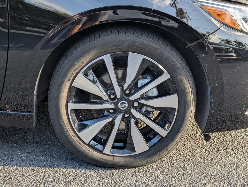 Certified 2023 Nissan Sentra SV w/ SV Premium Package image 20