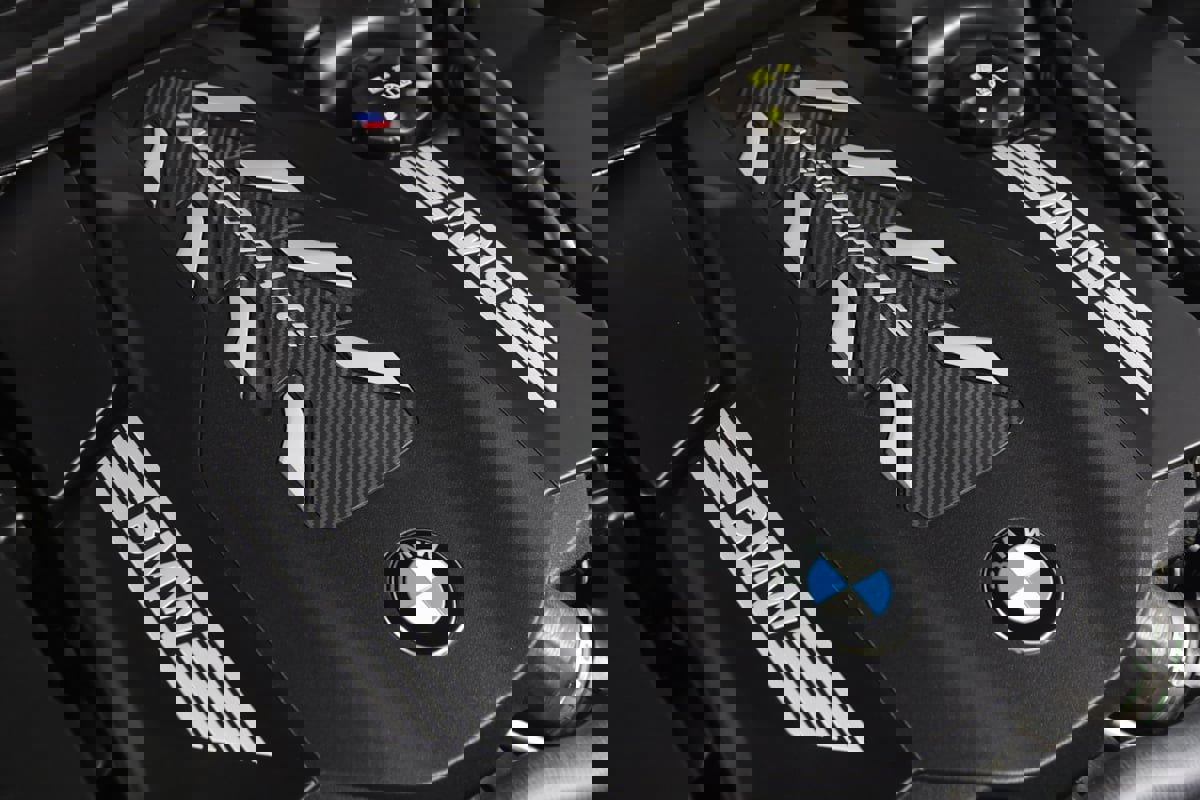 Used 2023 BMW M550i xDrive w/ Executive Package image 25