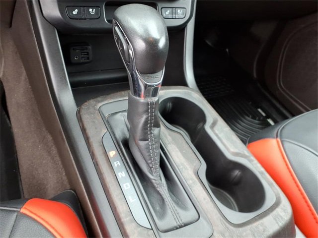 Used 2022 GMC Canyon Denali image 14