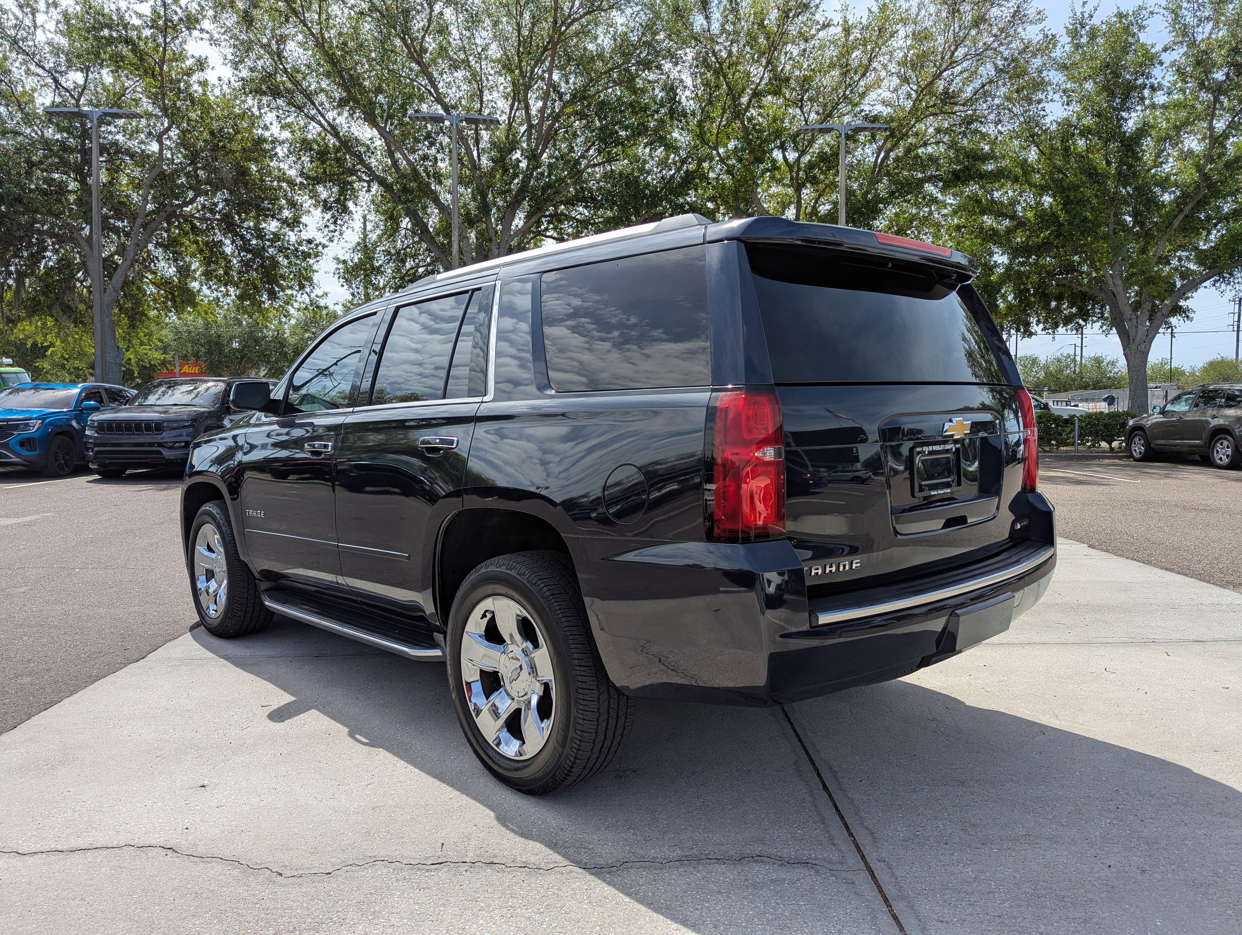 Used 2017 Chevrolet Tahoe Premier RWD image 6