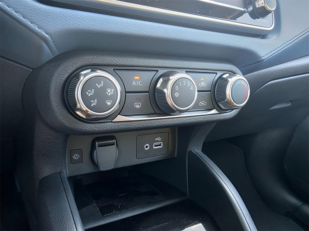 New 2025 Nissan Versa SV w/ Trunk Package image 23