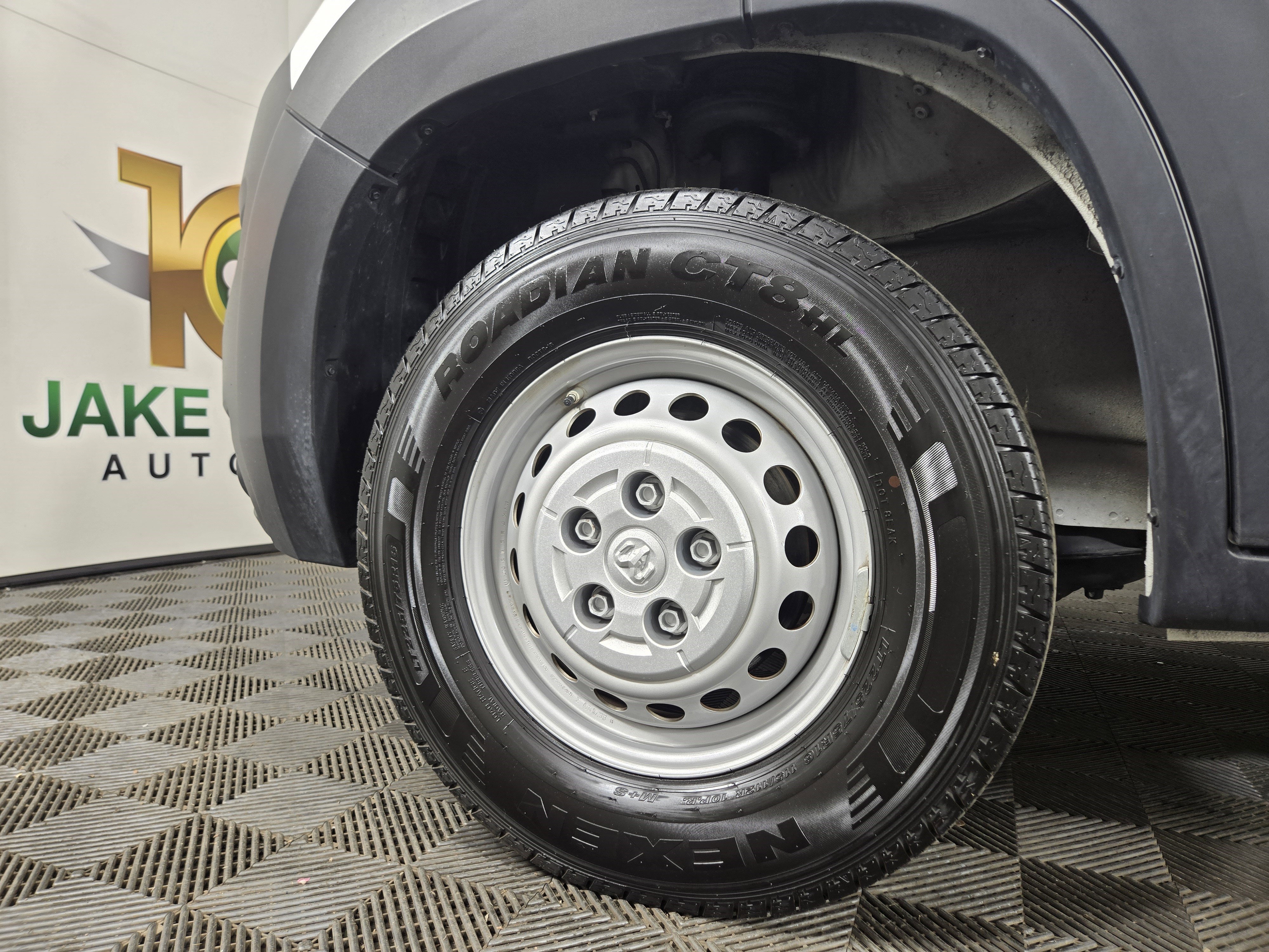 Used 2024 RAM ProMaster 2500 w/ Convenience Group image 31