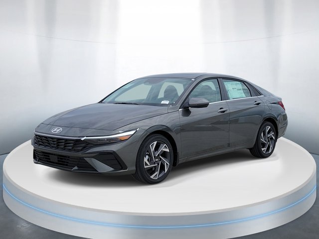 New 2026 Hyundai Elantra Limited FWD image 2