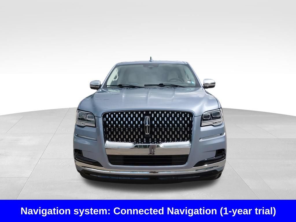 Used 2024 Lincoln Navigator Black Label AWD/4WD image 3
