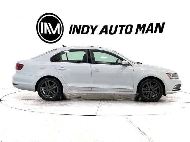 Used 2018 Volkswagen Jetta SEL image 3