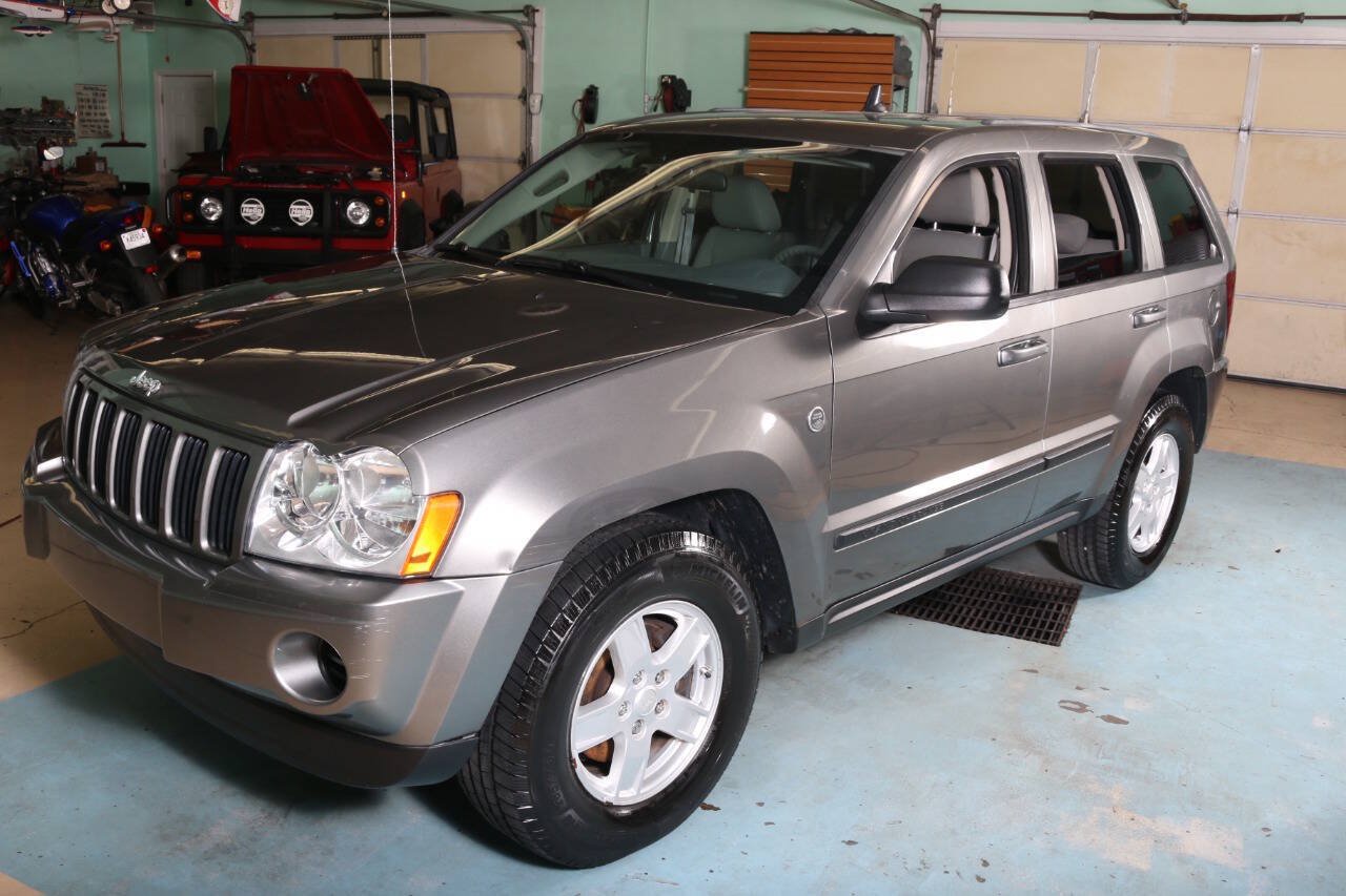 Used 2007 Jeep Grand Cherokee Laredo AWD/4WD image 32