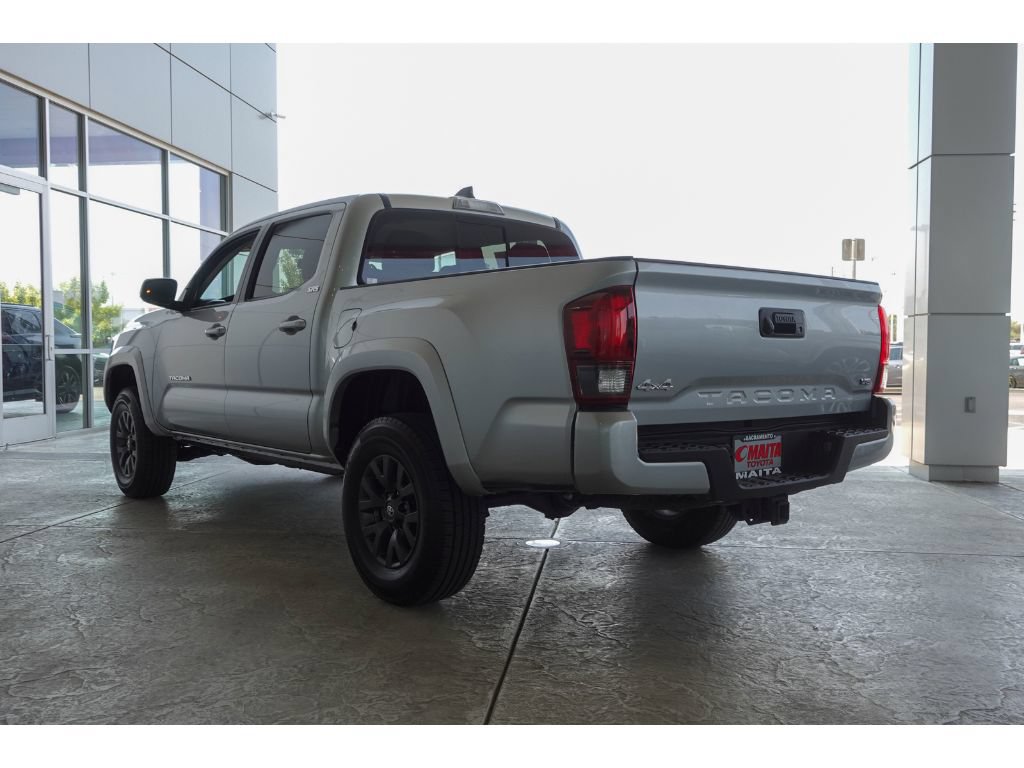 Certified 2022 Toyota Tacoma SR5 w/ Technology Package AWD/4WD image 6
