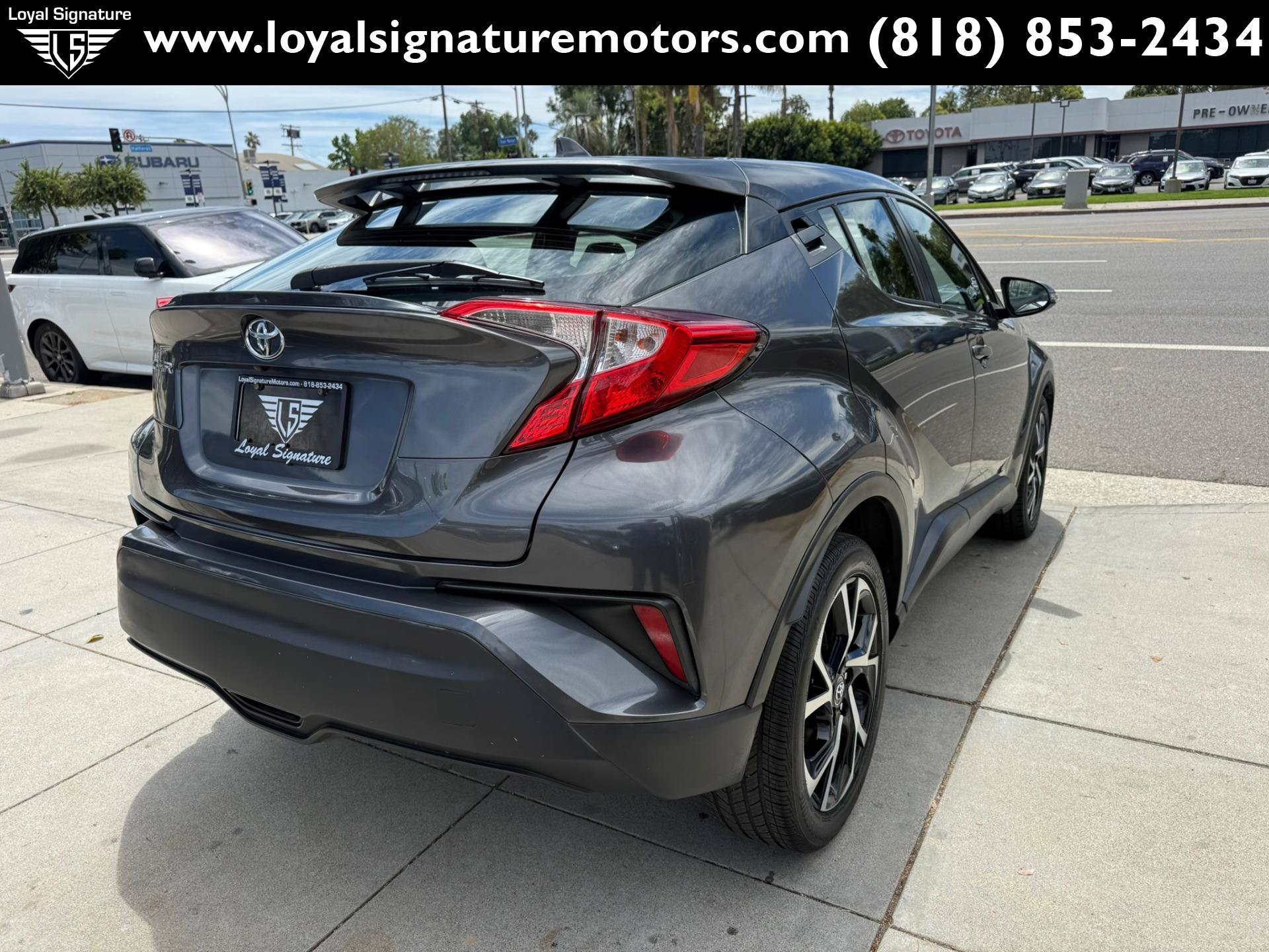 Used 2018 Toyota C-HR XLE FWD image 7