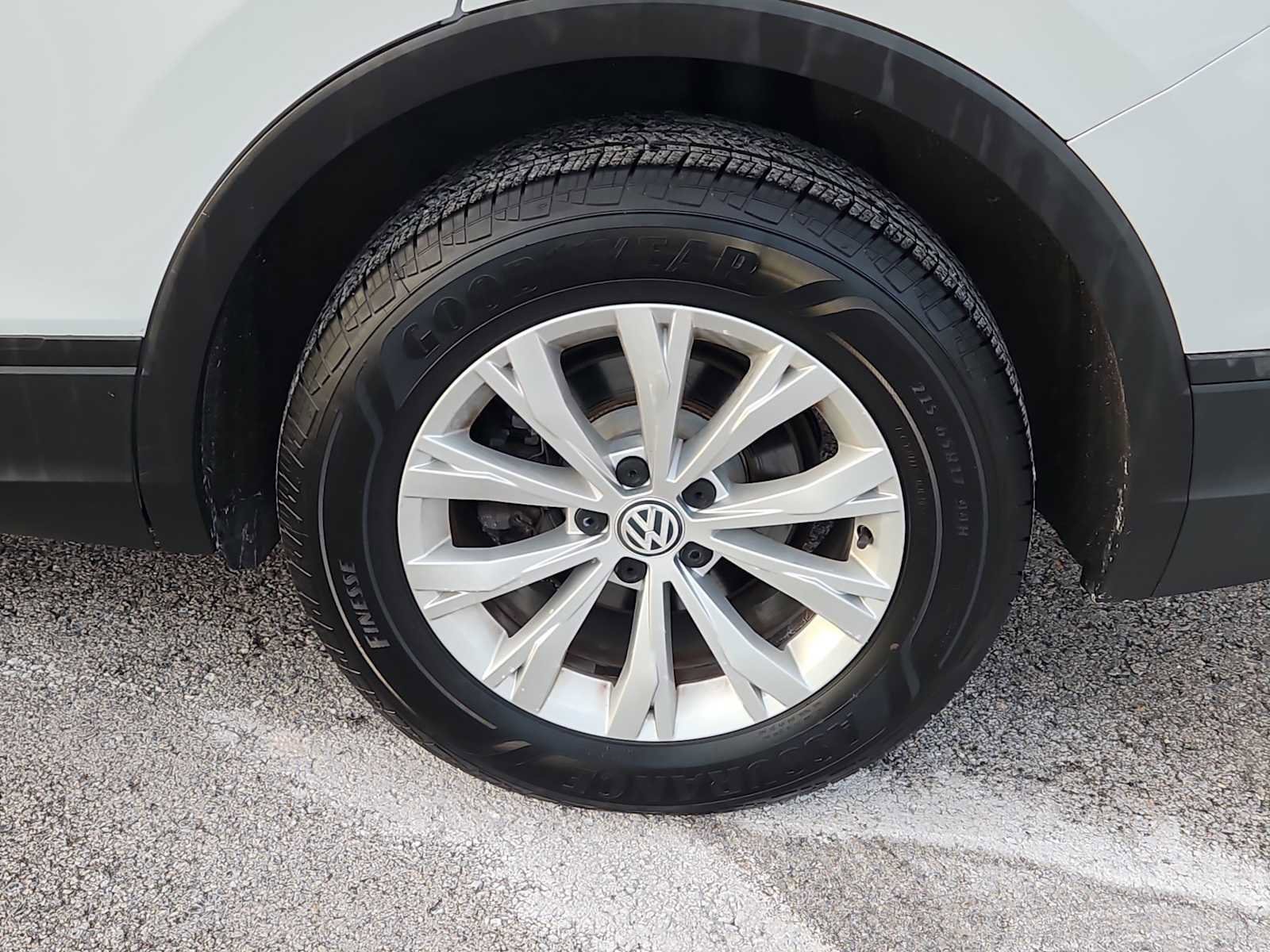 Used 2019 Volkswagen Tiguan S w/ Driver Assistance Package image 8