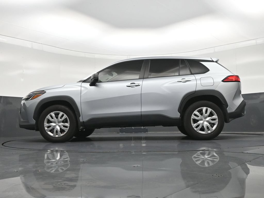 Used 2022 Toyota Corolla Cross L FWD image 24