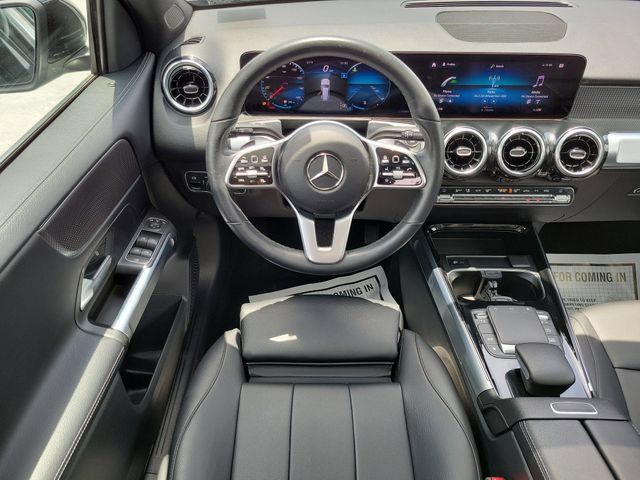 Used 2022 Mercedes-Benz GLB 250 image 16