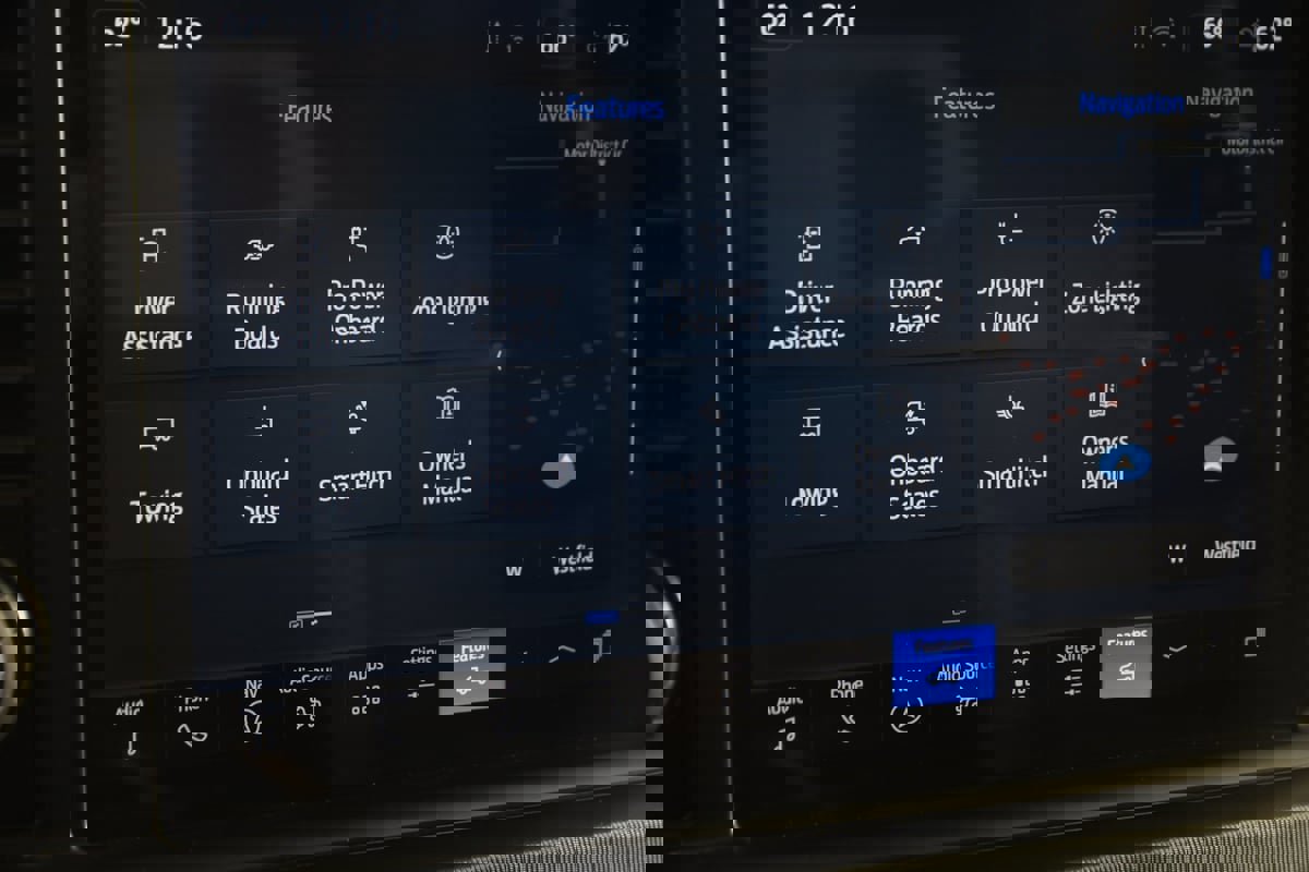 Used 2024 Ford F350 Platinum image 42