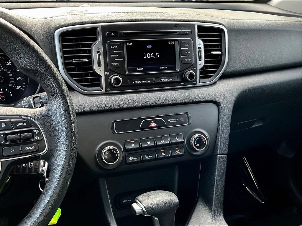 Used 2018 Kia Sportage LX AWD/4WD image 11
