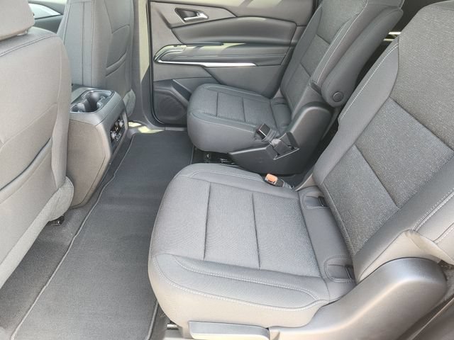 New 2027 Chevrolet Traverse LT FWD image 31