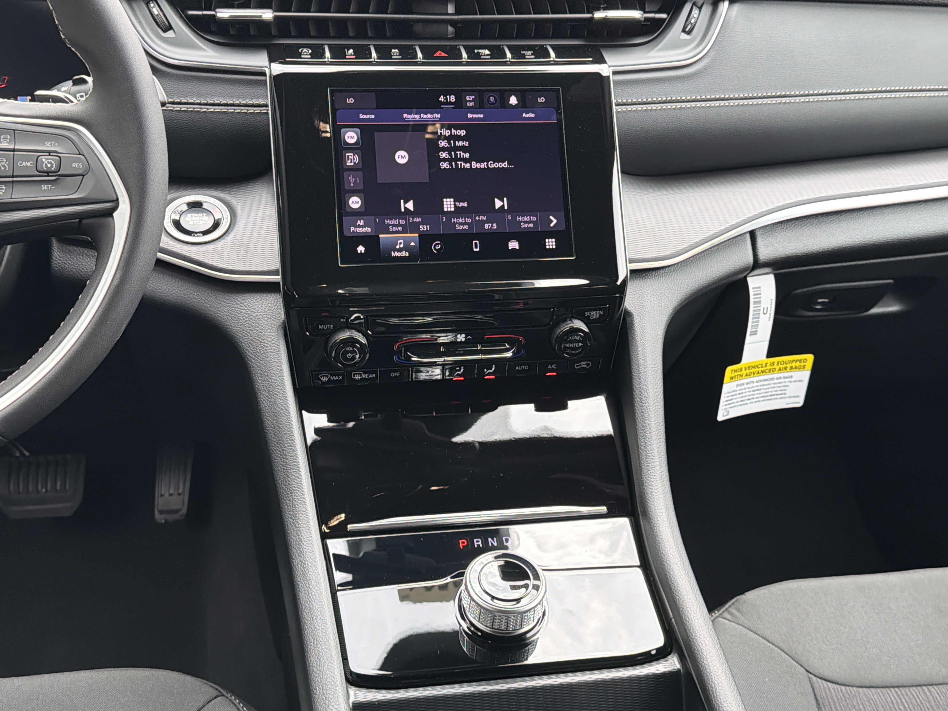 New 2026 Jeep Grand Cherokee Laredo w/ Trailer Tow Package image 32