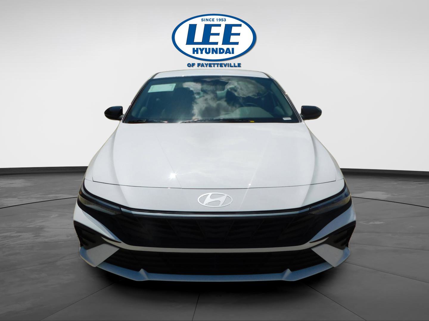 Certified 2025 Hyundai Elantra Sport image 8