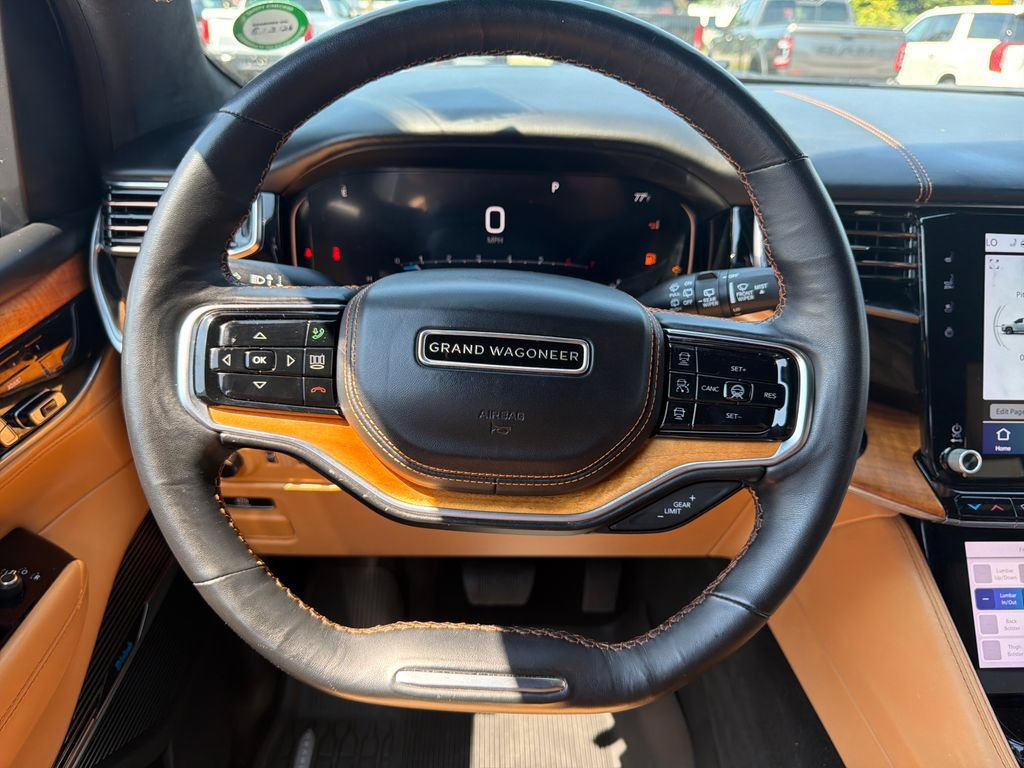 Used 2023 Jeep Grand Wagoneer L Series III AWD/4WD image 14