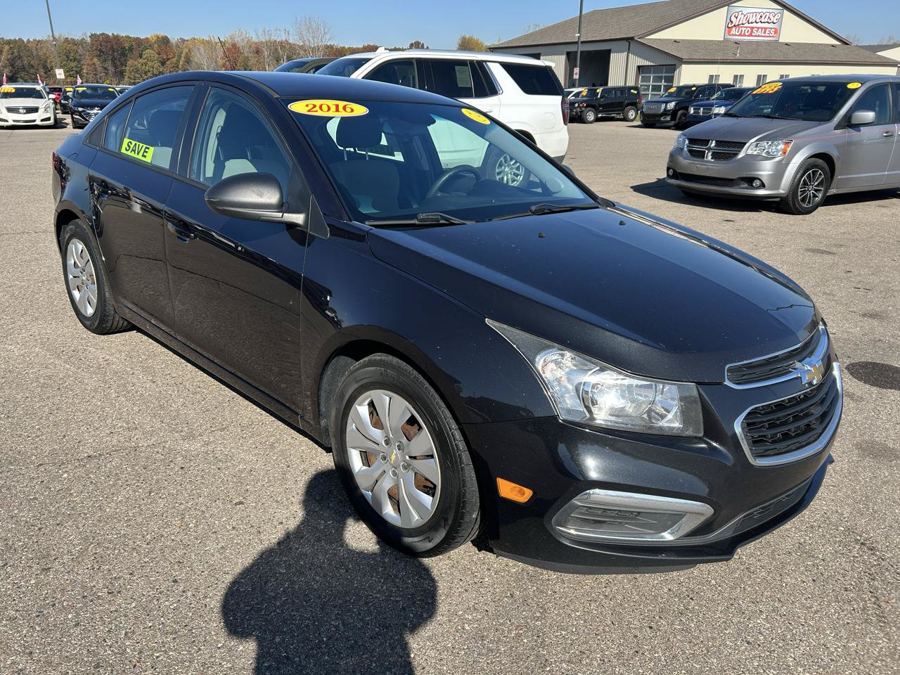 Used 2016 Chevrolet Cruze LS FWD image 3