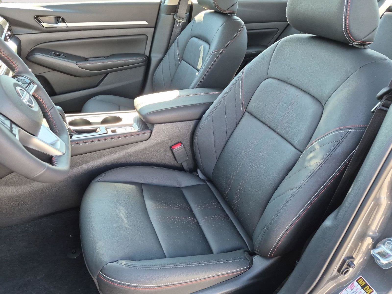New 2026 Nissan Altima 2.5 SR w/ SR Premium Package FWD image 31