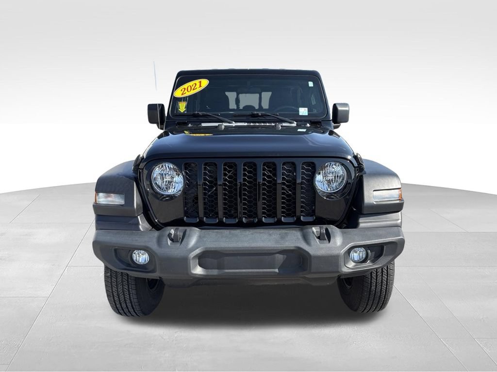 Used 2021 Jeep Gladiator Sport AWD/4WD image 2