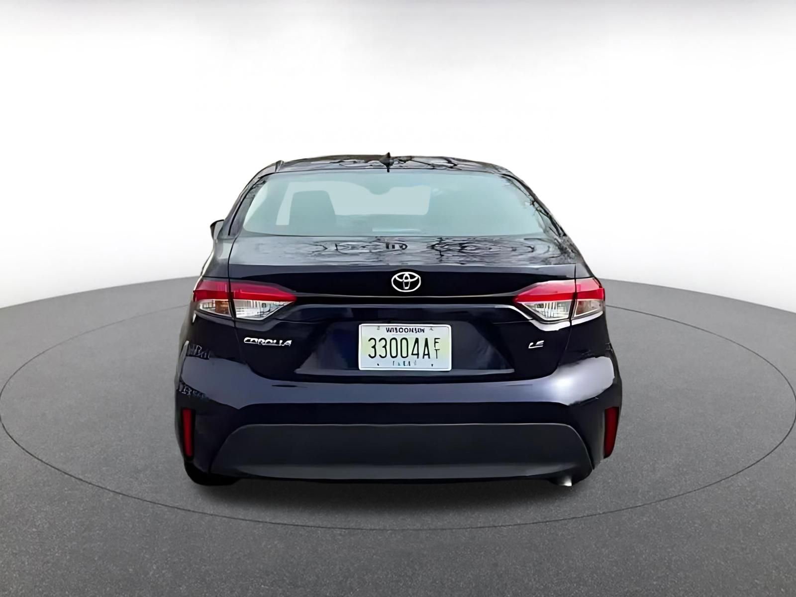 Used 2025 Toyota Corolla LE image 14