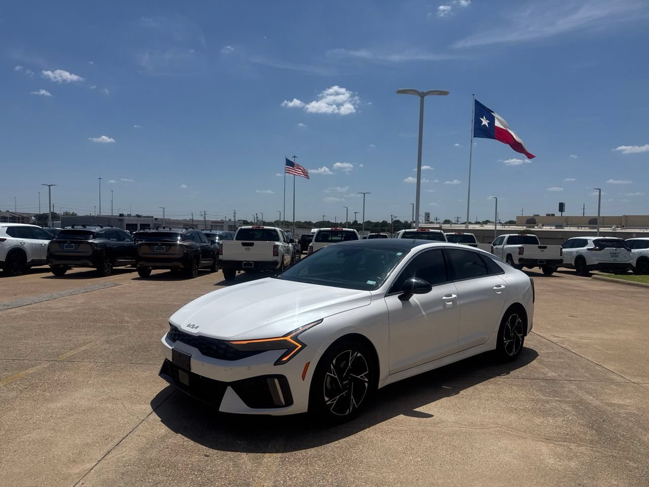 Used 2025 Kia K5 GT-Line w/ GT-Line Premium Package FWD image 9