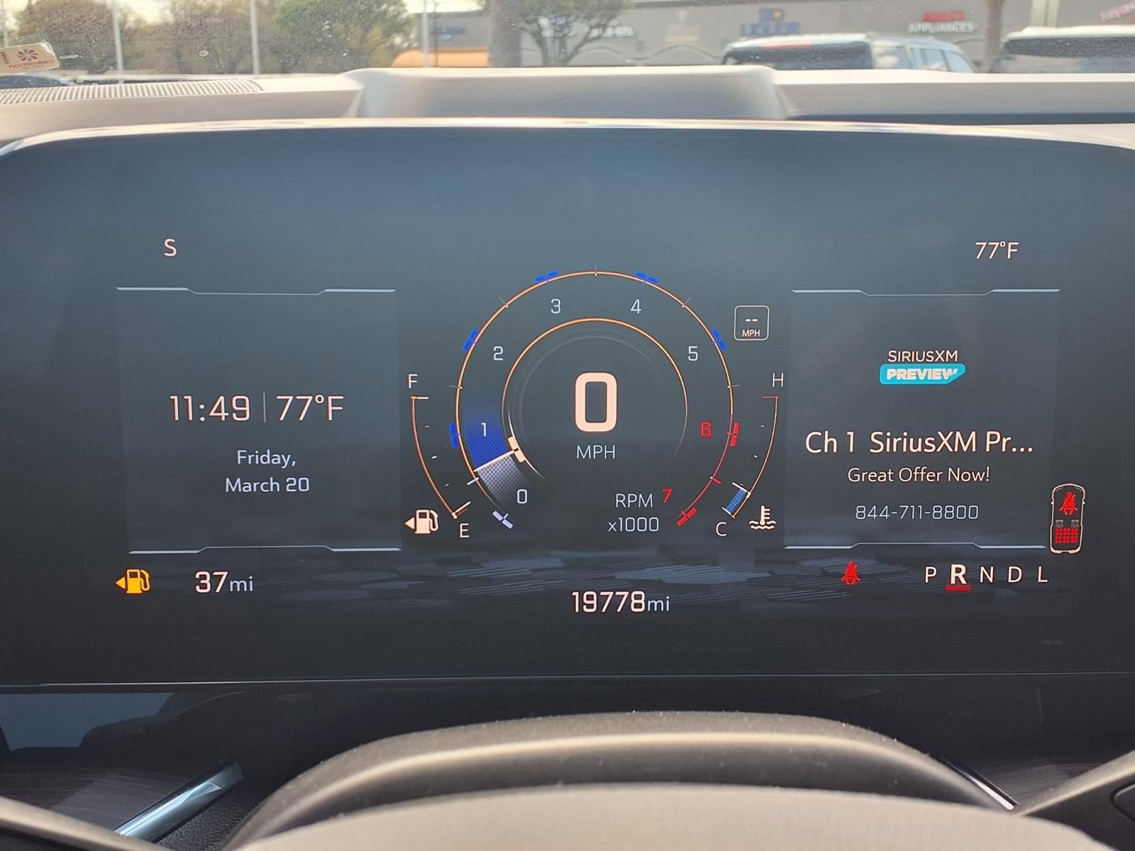 Used 2025 Chevrolet Suburban LS image 13