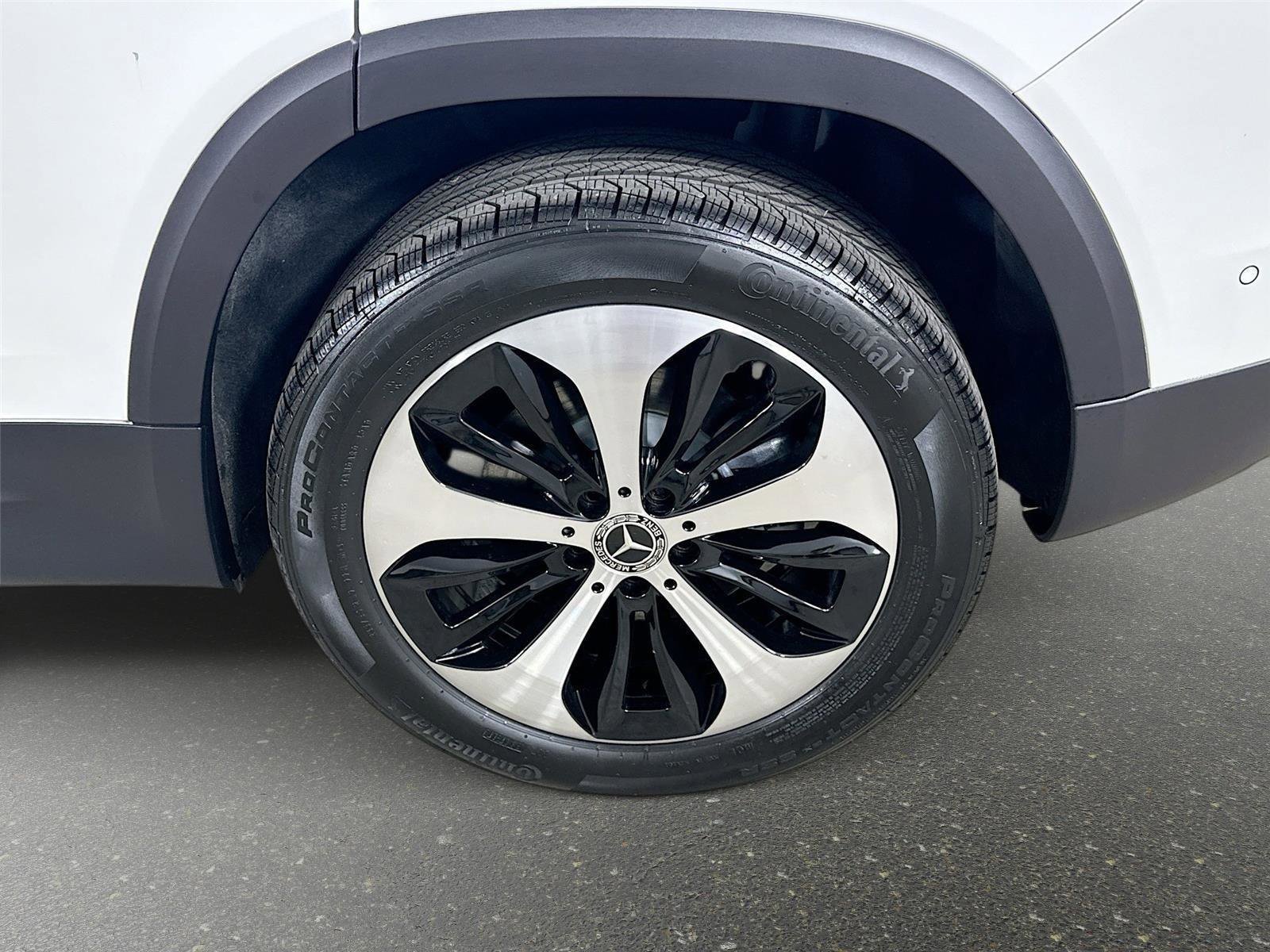 Used 2026 Mercedes-Benz GLB 250 4MATIC image 40