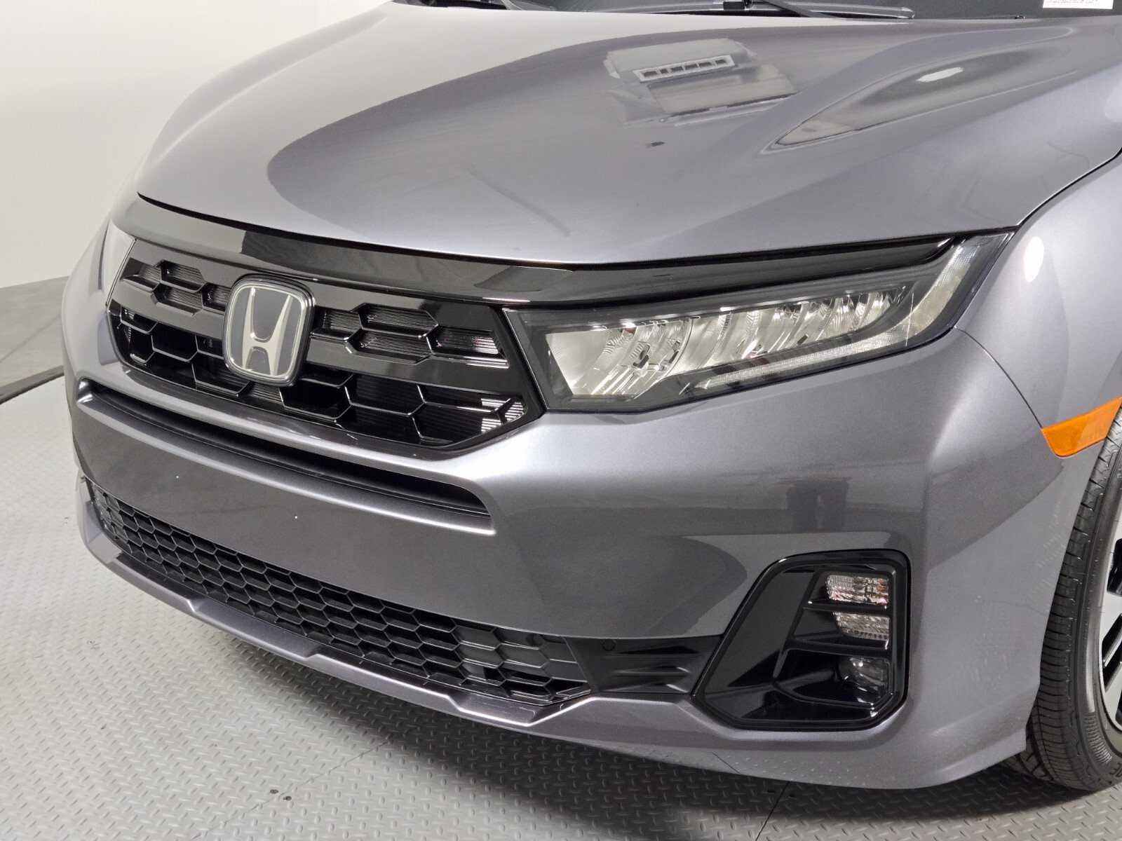 Used 2026 Honda Odyssey Elite image 8
