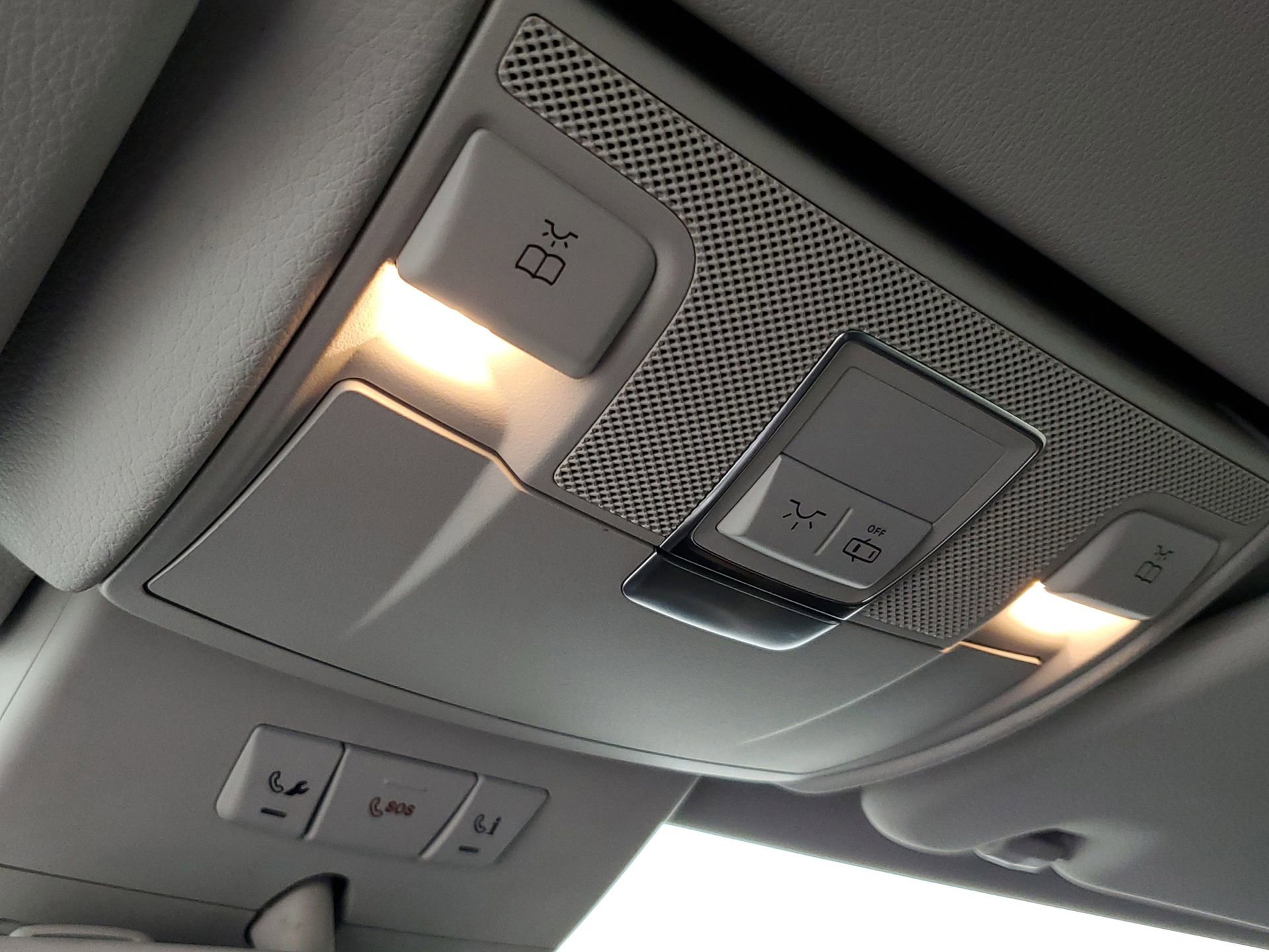 Used 2014 Mercedes-Benz SL 550 image 49