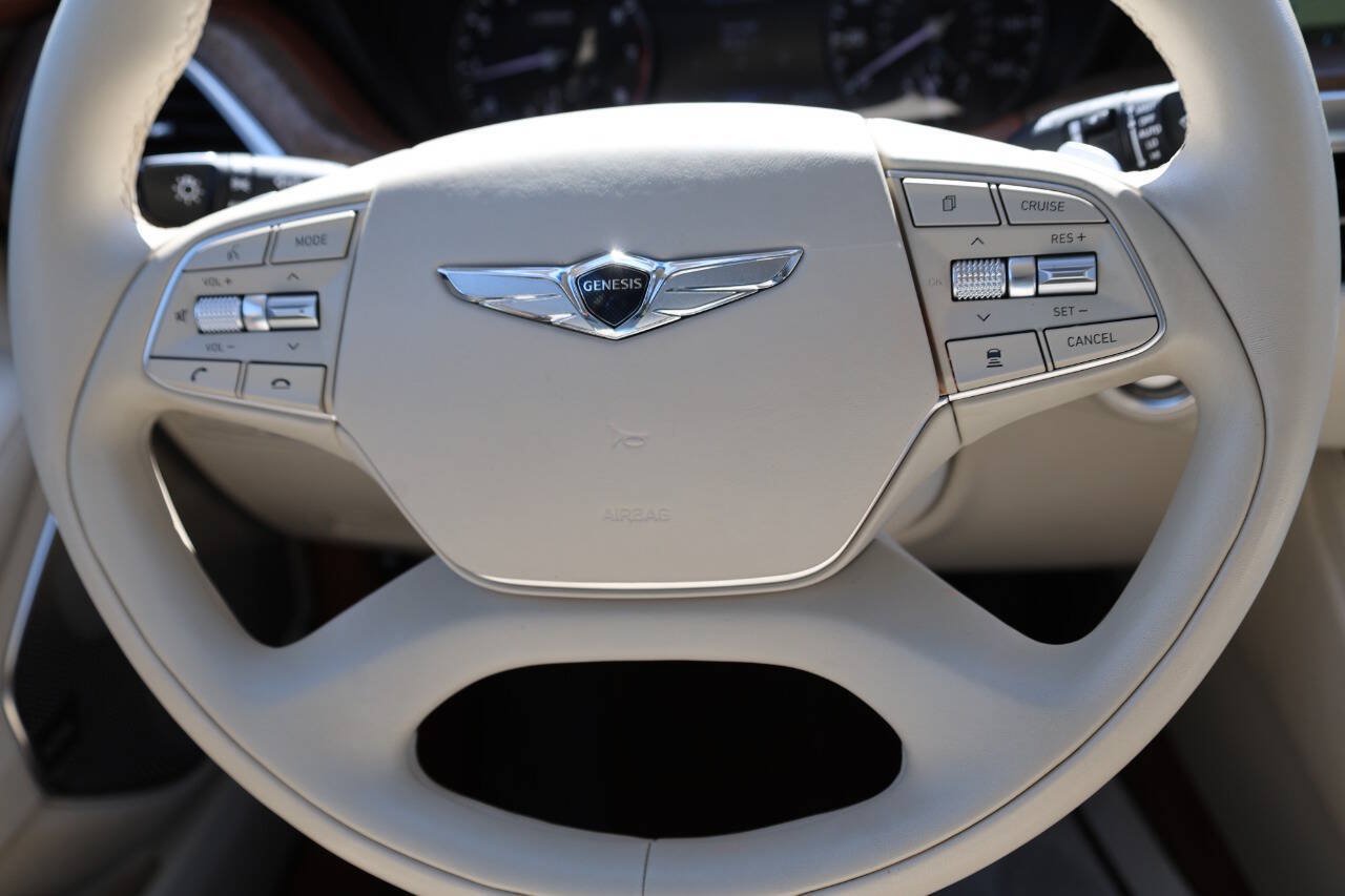 Used 2020 Genesis G90 3.3T Premium AWD/4WD image 18