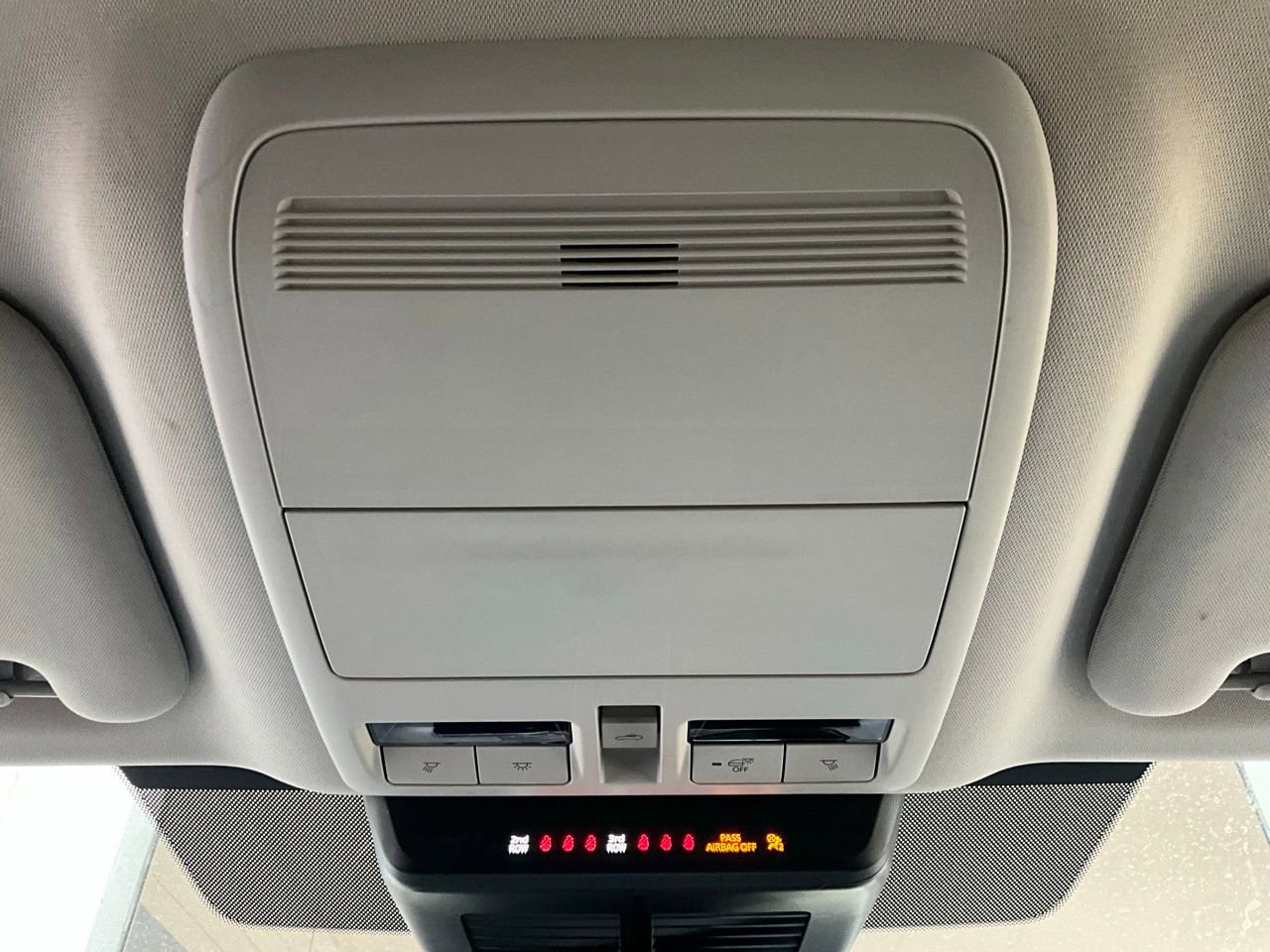 Used 2025 MAZDA CX-90 3.3 Turbo w/ Preferred Package image 17