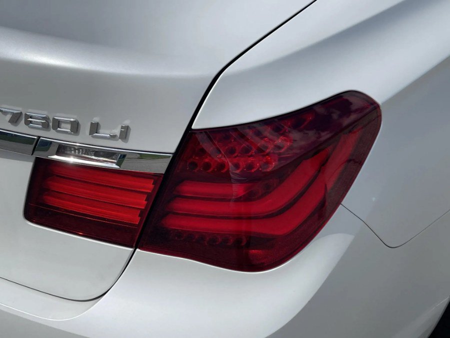 Used 2014 BMW 760Li RWD image 22