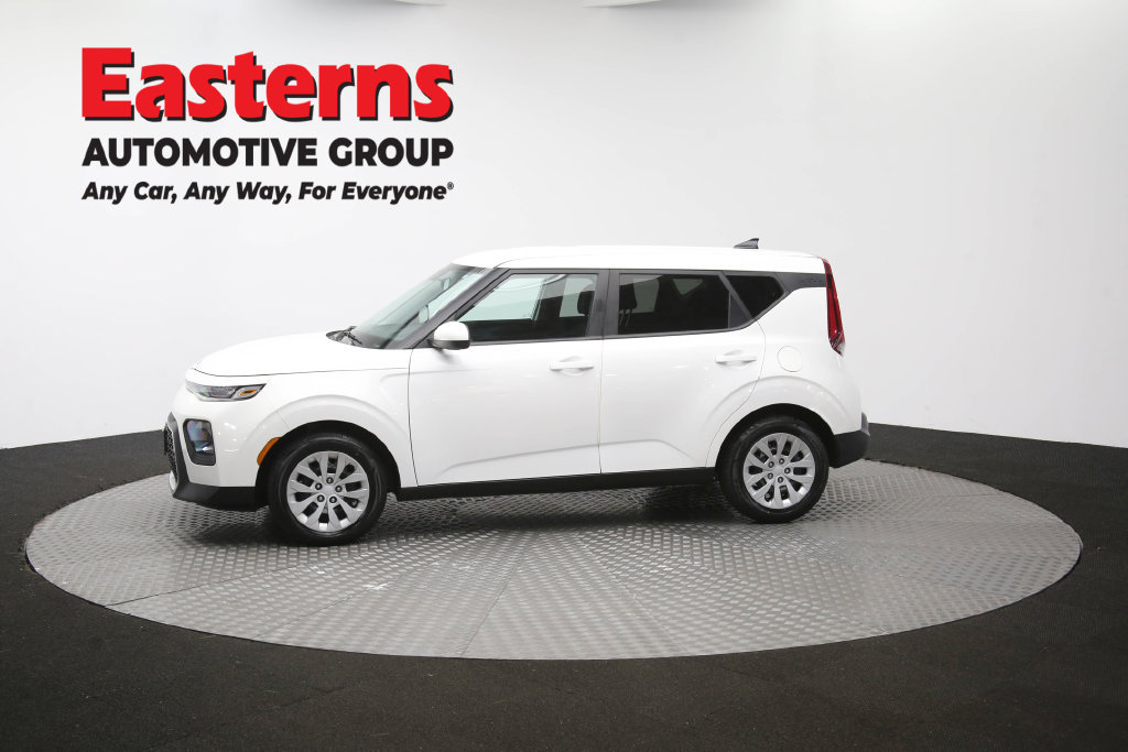 Used 2022 Kia Soul LX FWD image 61