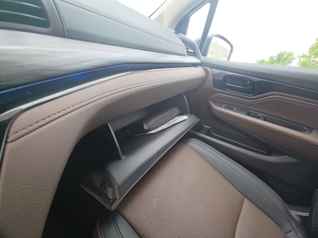 Certified 2025 Honda Odyssey Elite image 24