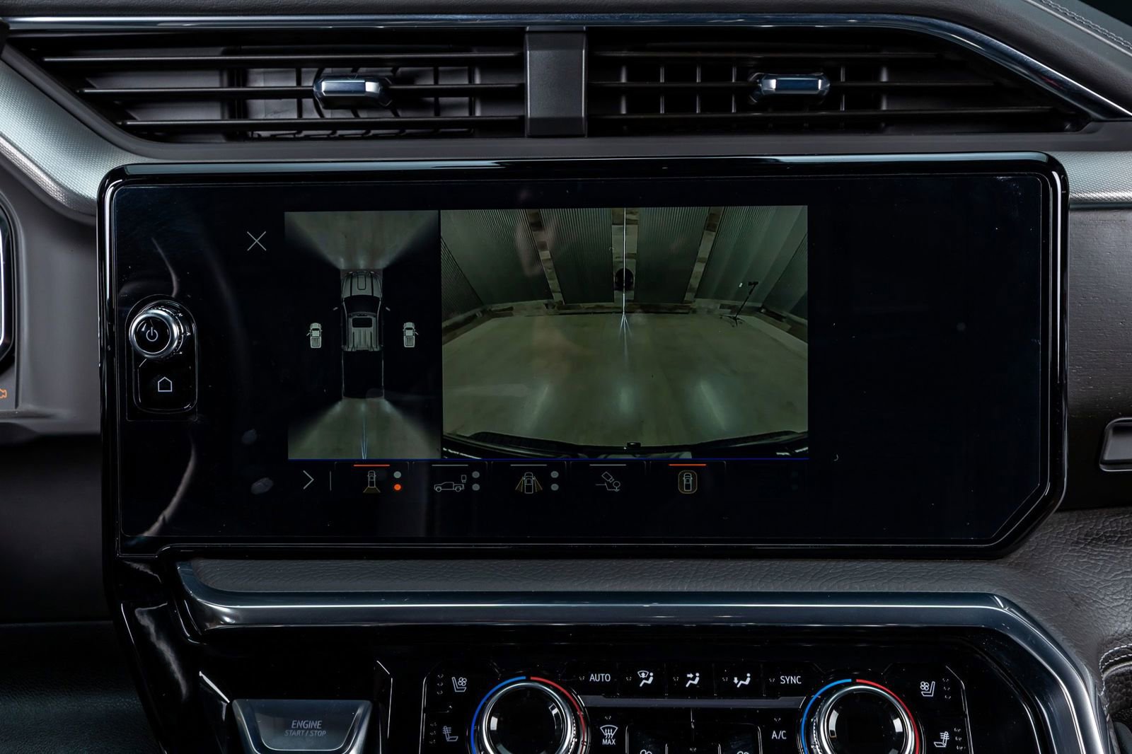 Used 2025 GMC Sierra 2500 Denali image 25