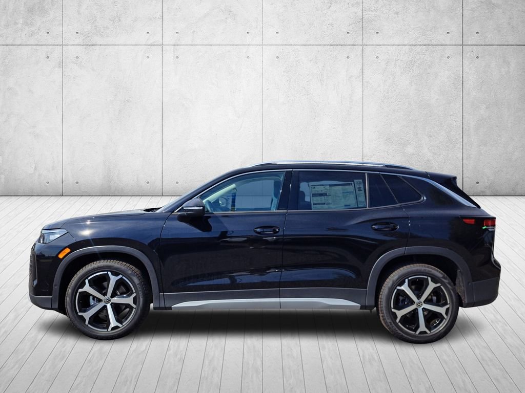 New 2025 Volkswagen Tiguan SE image 8