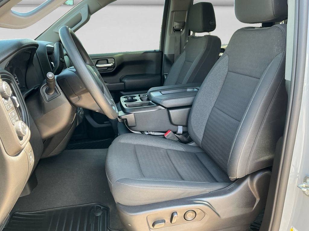 Used 2024 Chevrolet Silverado 1500 Custom AWD/4WD image 10