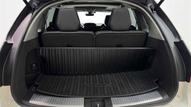 Used 2017 Acura MDX FWD w/ Technology Package image 9