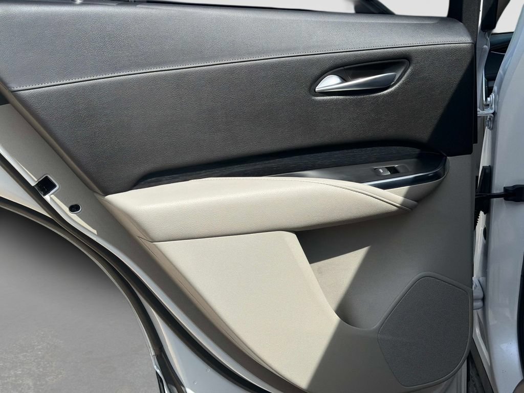 Used 2019 Cadillac XT4 Premium Luxury w/ Cold Weather Package FWD image 13