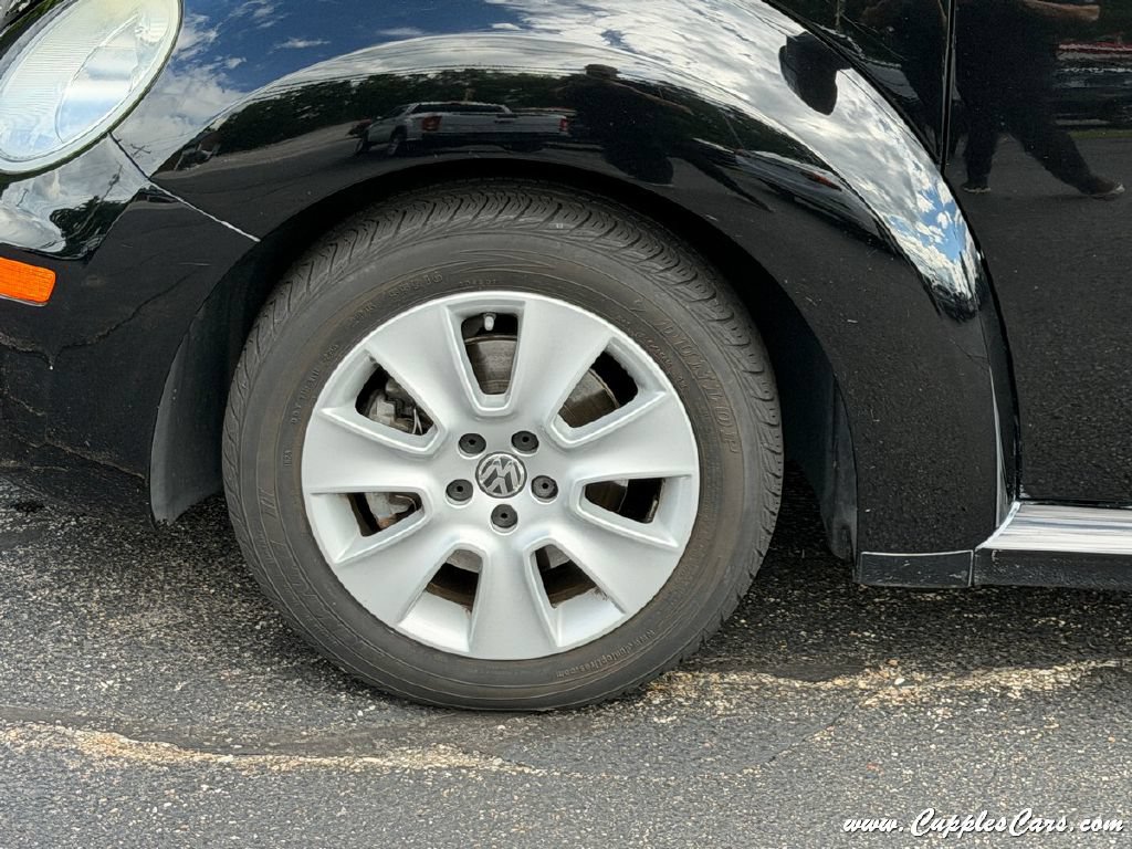 Used 2008 Volkswagen Beetle S FWD image 45