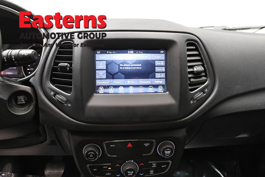 Used 2019 Jeep Compass Latitude FWD image 12