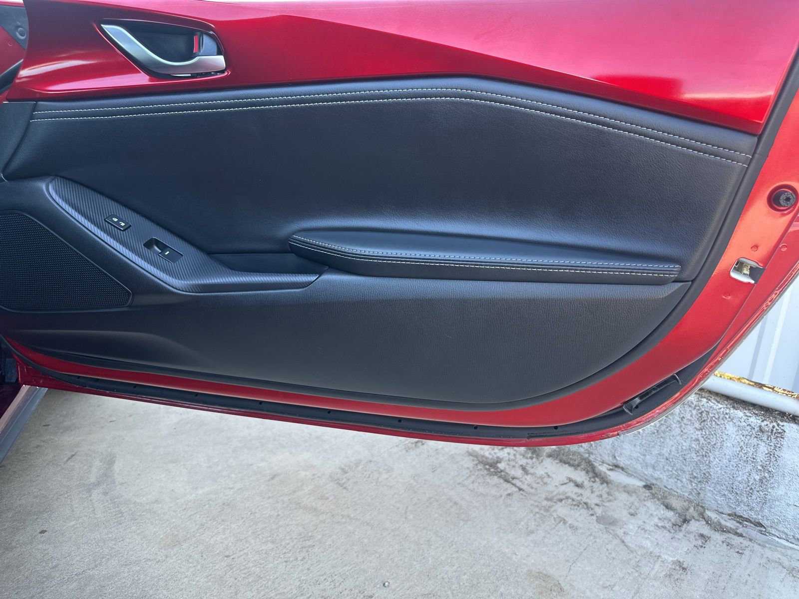 Used 2023 MAZDA MX-5 Miata Grand Touring w/ Weather Package image 12