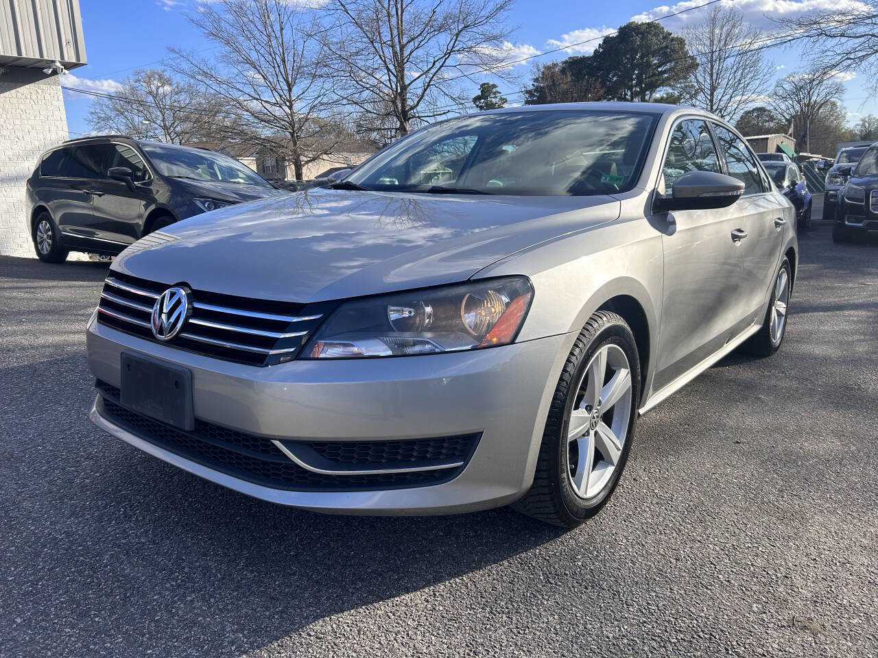 Used 2012 Volkswagen Passat 2.5 SE image 2