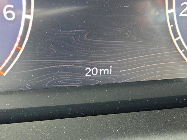 New 2025 Jeep Grand Cherokee Limited w/ Luxury Tech Group II image 6