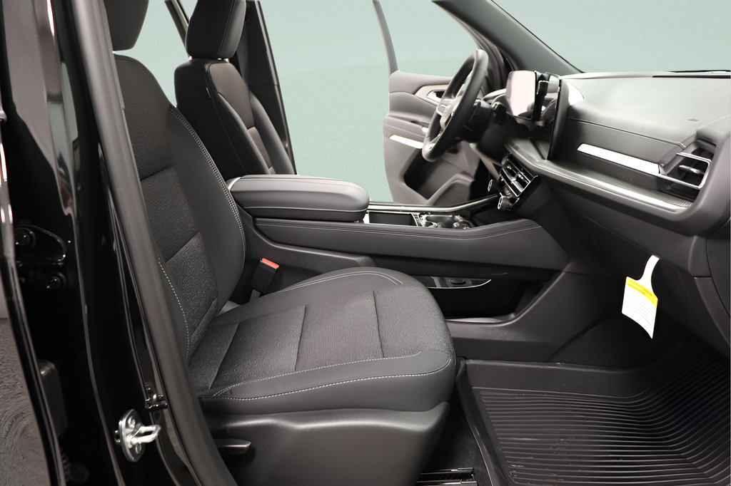New 2027 Chevrolet Traverse LT w/ Midnight/Sport Edition FWD image 33