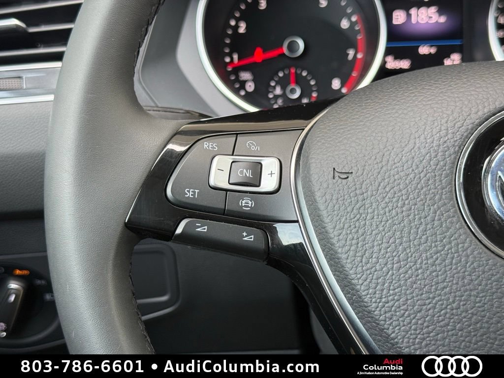 Used 2020 Volkswagen Tiguan SE FWD image 27