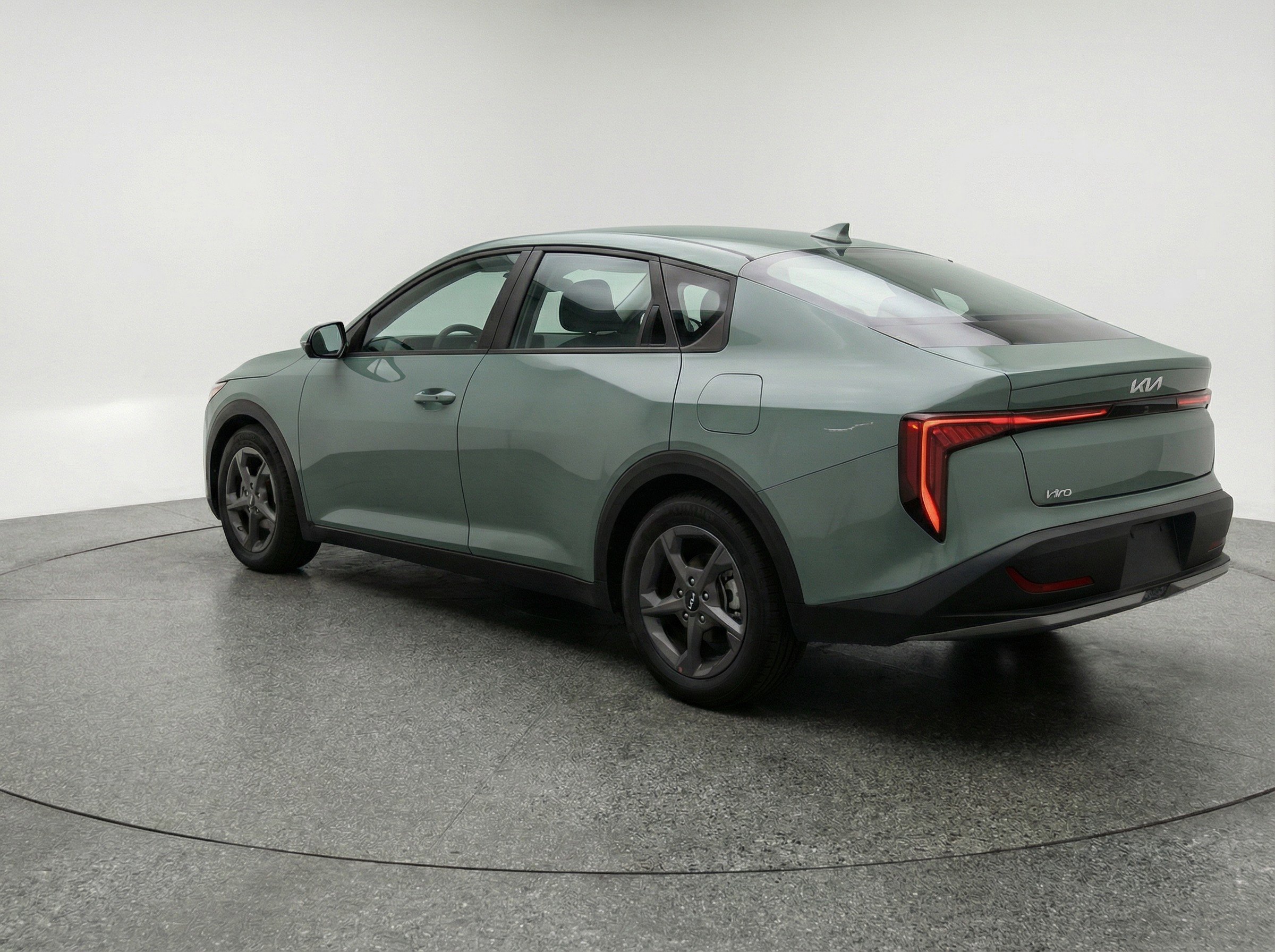 Used 2025 Kia K4 FWD image 6