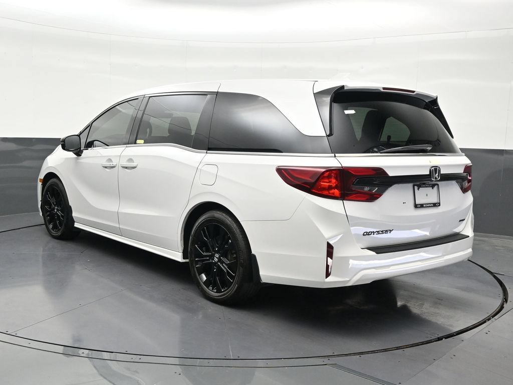 Used 2026 Honda Odyssey Sport-L image 3